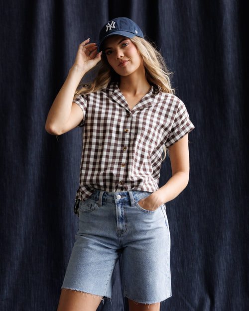 Brown & White Gingham Short-Sleeve Button-Down Top