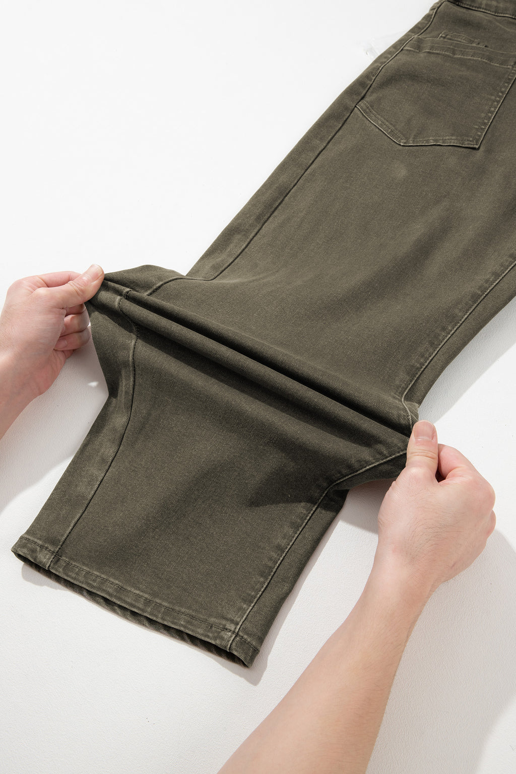 Mid-Rise Square-Pocket Ankle-Length Barrel Jeans