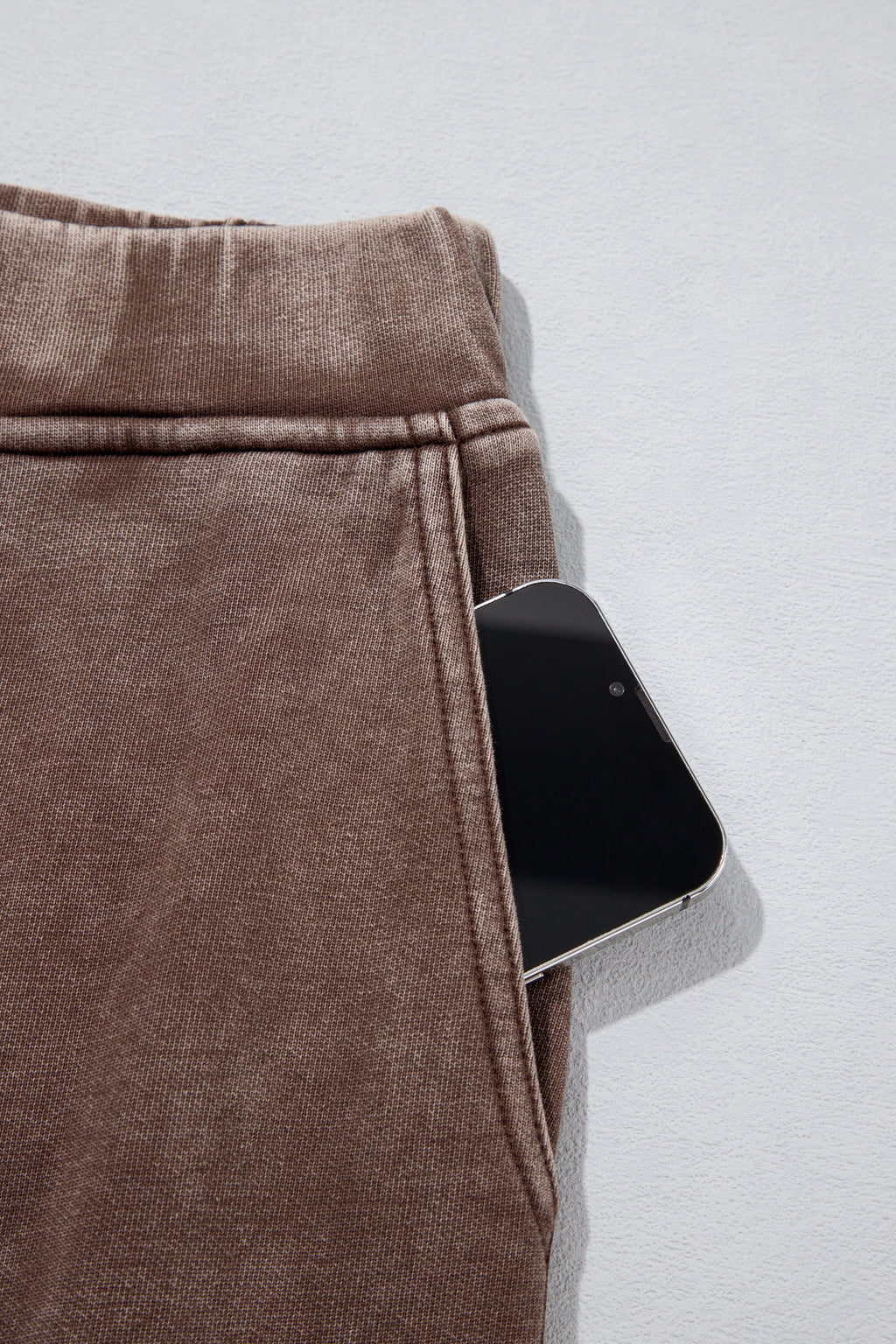 Coffee Mineral-Wash Cotton Barrel Pants with Pockets