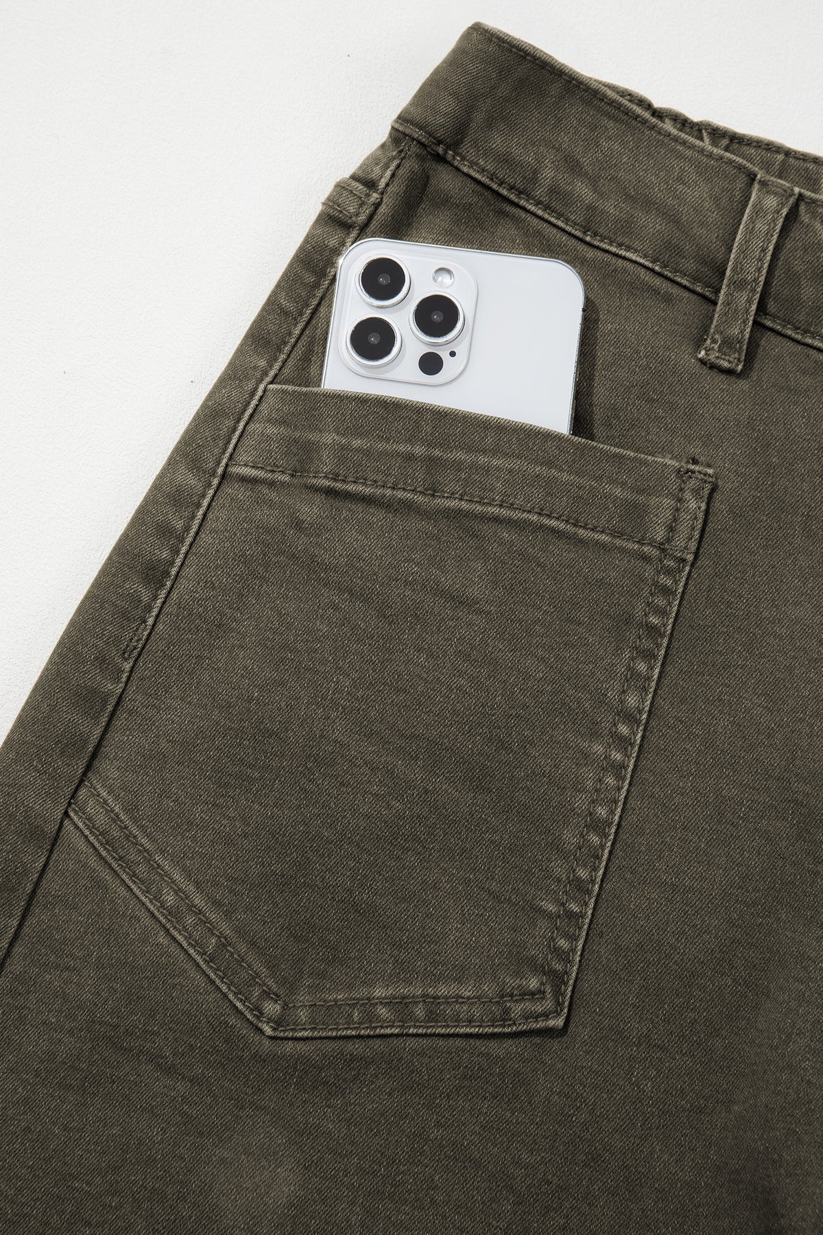 Mid-Rise Square-Pocket Ankle-Length Barrel Jeans
