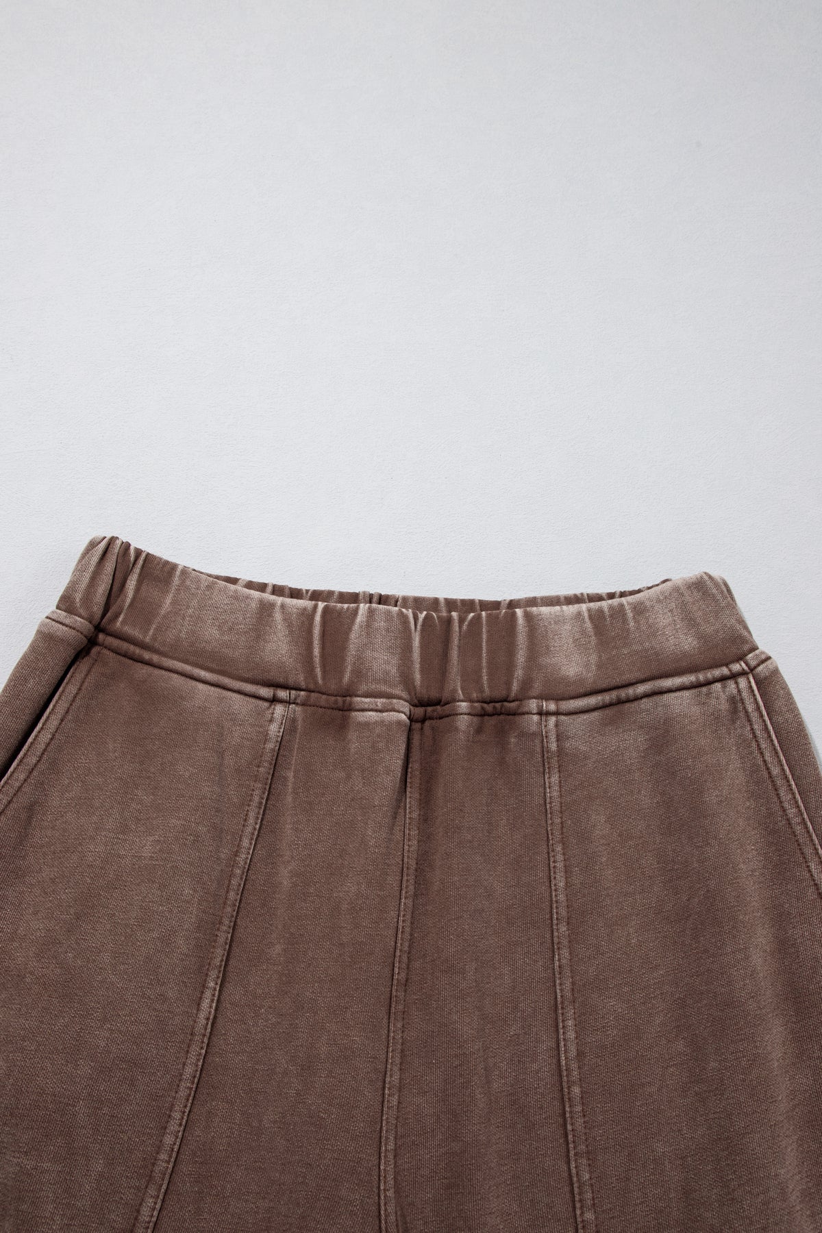 Coffee Mineral-Wash Cotton Barrel Pants with Pockets