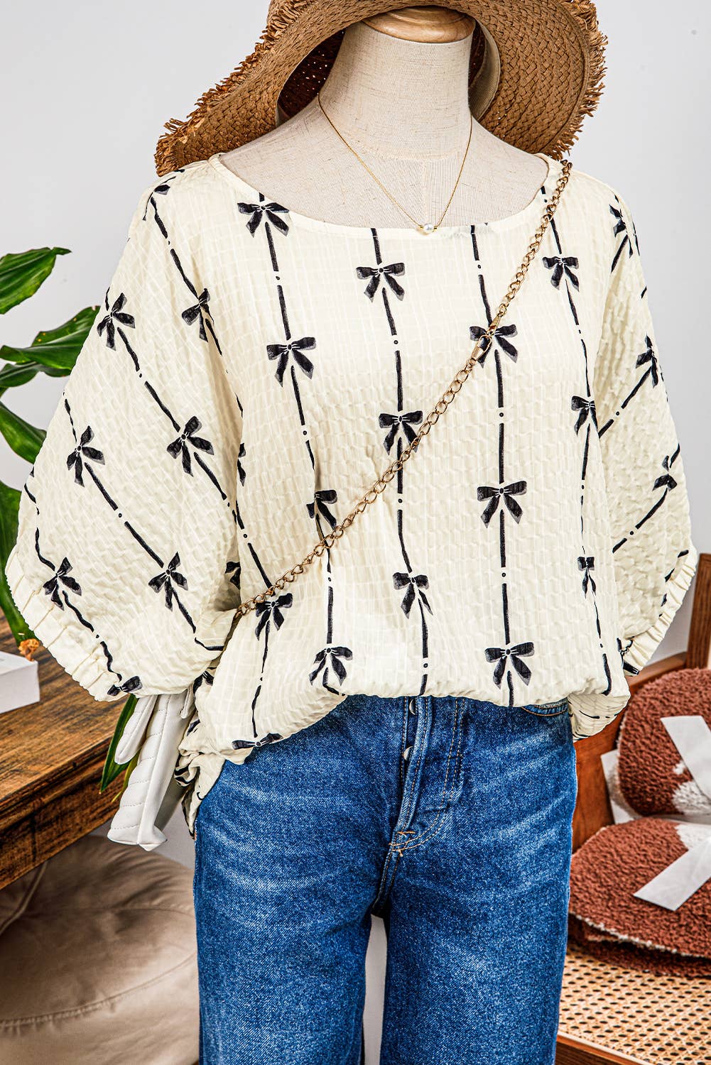 Bow Print Puff Sleeve Top