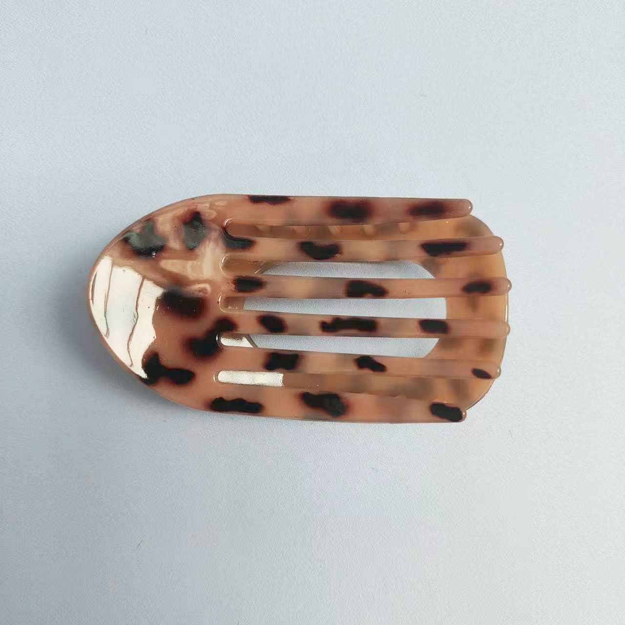Oval Matte Hair Claw Clip — Strong Grip