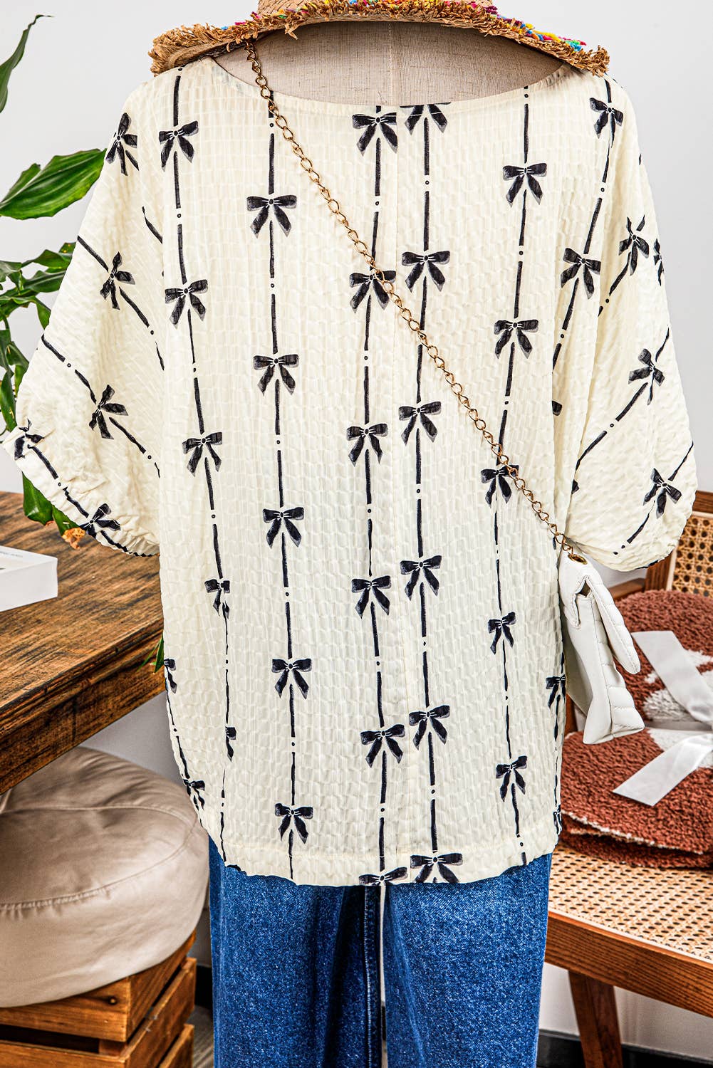 Bow Print Puff Sleeve Top