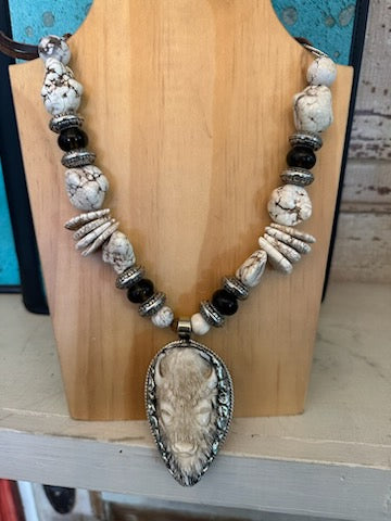 JO Necklace 2025