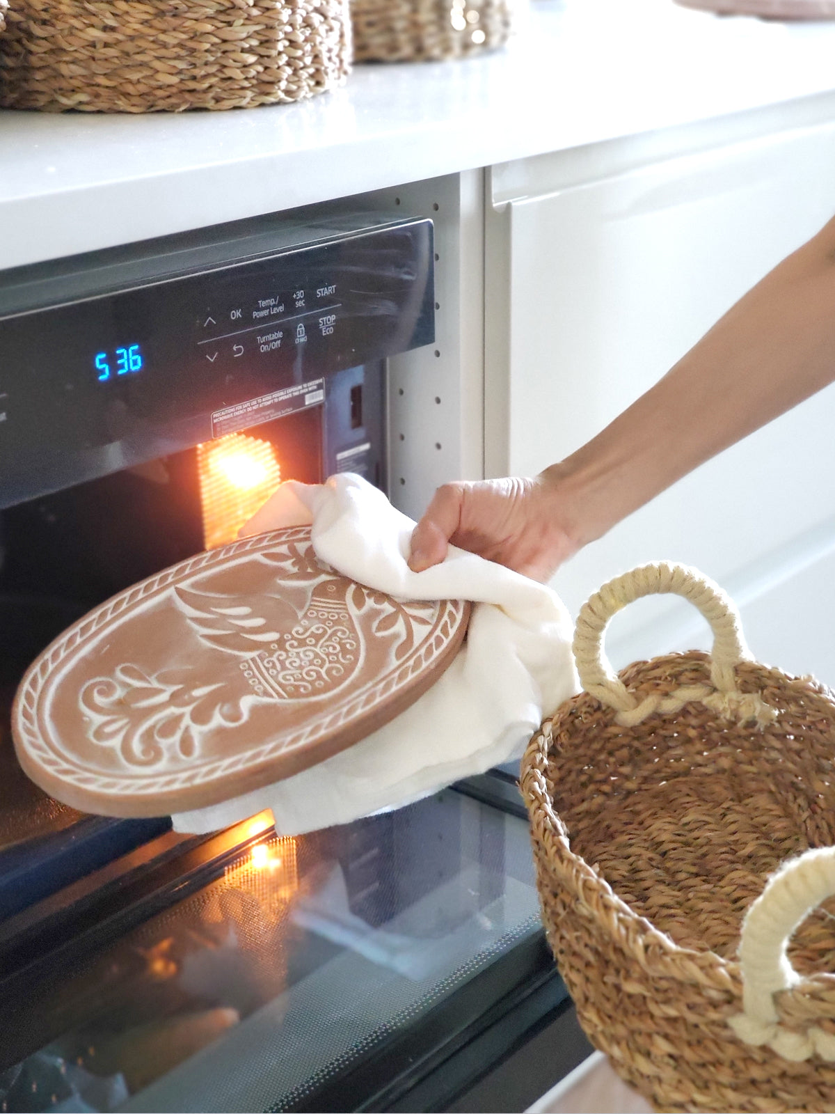 Bread Warmer & Basket Set with Tea Towel - Bird Oval