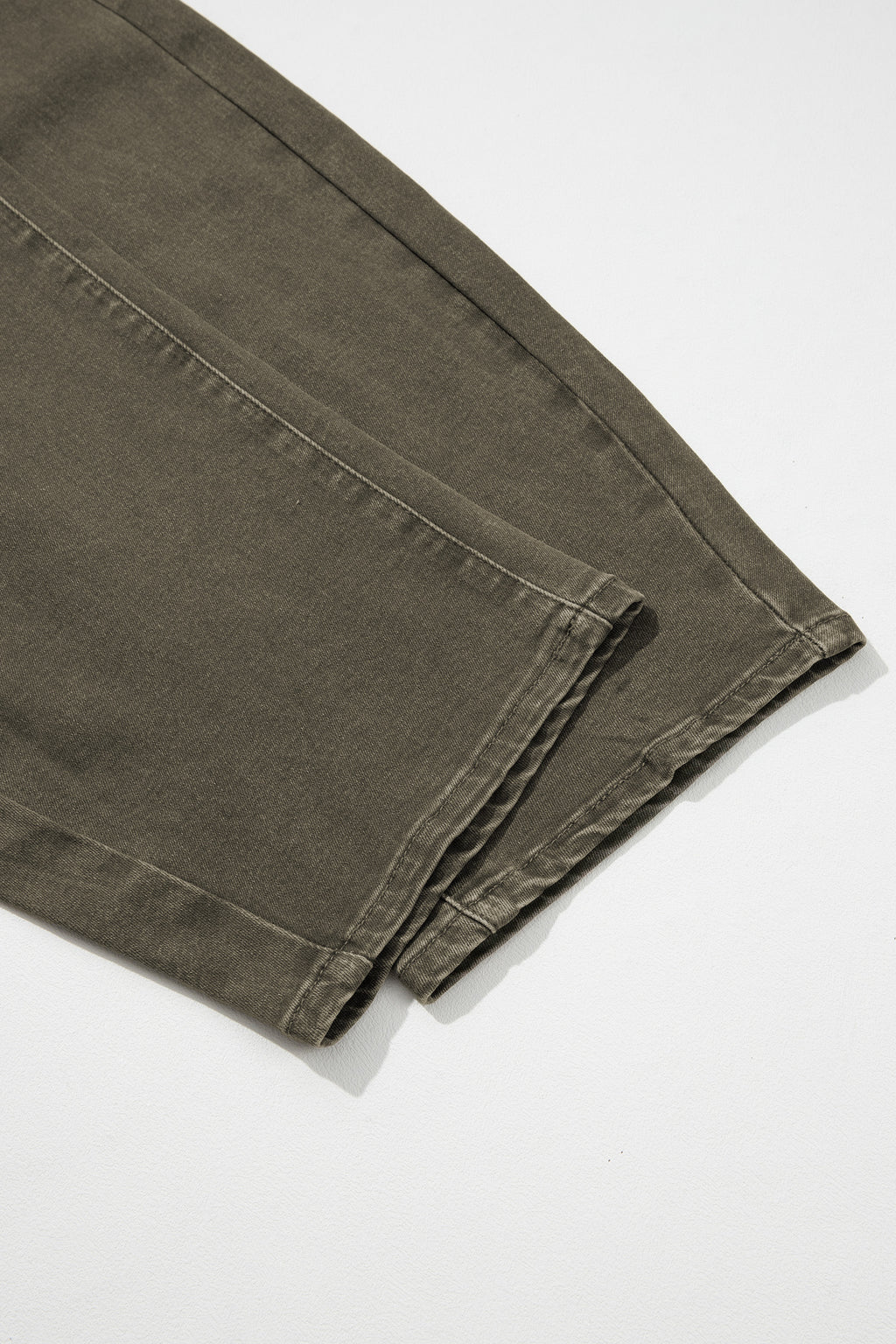 Coffee Solid Color Square Patch Pocket Ankle-length Barrel Jeans