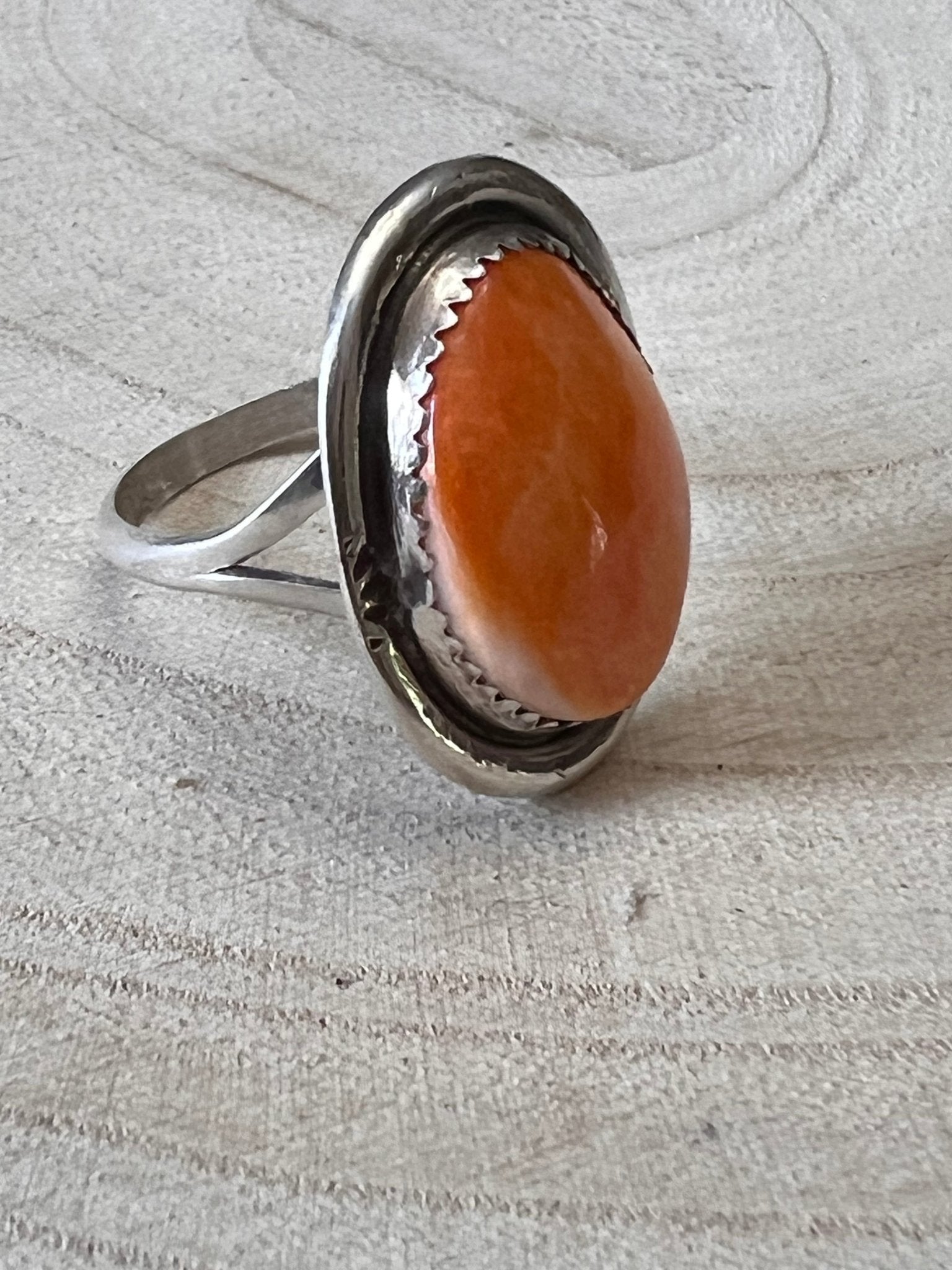Ernest Hawthorne Navajo Spiny Oyster & Sterling Silver Ring — Size 8